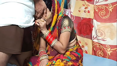 Beautiful Indian newly married wife home sex saree Desi video