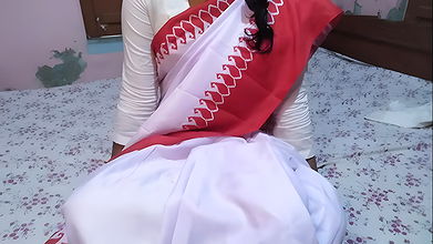 Indian Desi18+ School Girl Get Ready For School Function Wearing Saree (Hindi Audio Viral MMS)