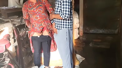 Desi village girl ki chudai video don’t miss it
