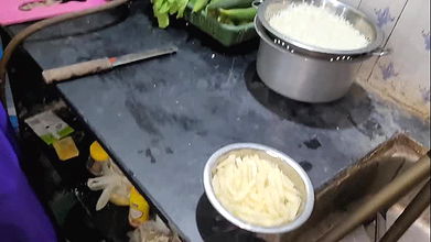 Indian girl has hard sex in kitchen – Mumbai Ashu sex video