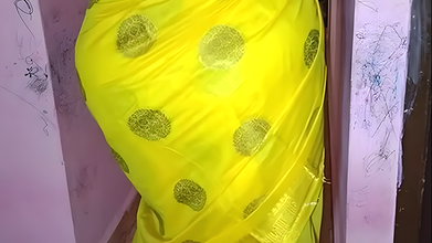 suththai Aatti Aatti nadakkum tamil wife
