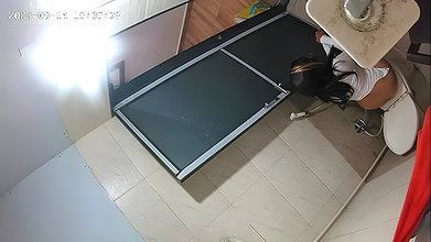 Oyo hotel bathroom c_c_t_vviral clips  Oyo hotel ke bathroom me sex krte huye camera me pkde gye   Viral video