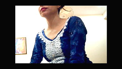 Bhen give first experience to bhai how to fuck in hindi audio.When she is getting bored he is asking dirty about sex.