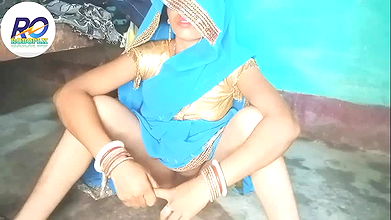 Desi baddi shali ki shadi me bular chudai Saree me shali javani baddi mast mast hai gand aur chut chod kar mere land bahut Khush