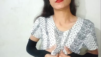 Cute indian deshi girl masturbating cum hot show