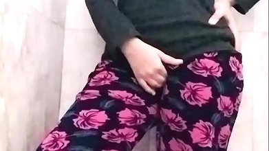 came to my stepmom bathroom, I flash my dick near her and start jerk off, and she pretends that nothing happened but she