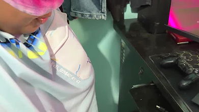 Boyfriend ne candy gift diya