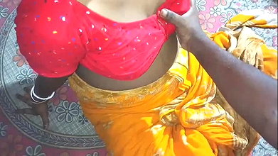 Friend ka pregnant biwi ko ghar mein bulakar kiya chudai