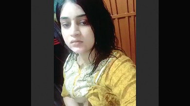 Beautiful and horny maal