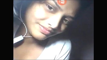 Desi Cute Girl Showing Boobs And Pussy