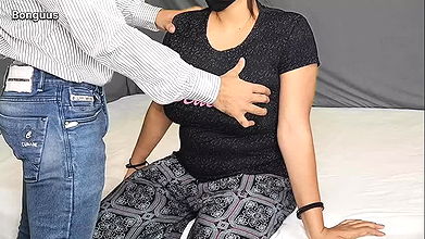 Riya went to Doctor and she got her pussy checkup