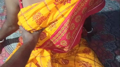 Malkin naukar ko bola kar Kiya bahut Masti with malkin aur naukar ki chudai