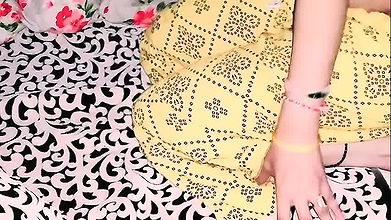 Desi bhabhi fuck hard by dewar and her friend