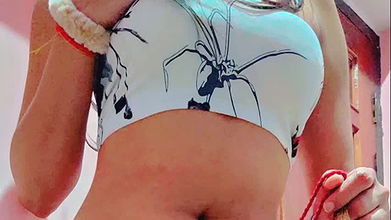 Bhabhi ki pyaasi chut