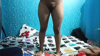 Shreya Bhabhi’s Pussy Is Such That It Will Make Your Dick Wet