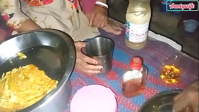 Mousumi aunty ke sath quarter dekar party ke Nashe mein khoob chudai hua