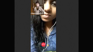 Desi Girl Shows Her Boob on vc