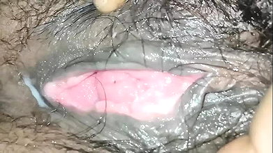 Desi neighbor go to aunty house and full sex cock in her big pussy