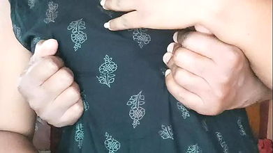 South mallu aunty secret showing for stepbrother Big boobs pressing talking moaning