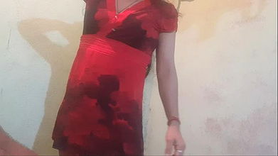 Lal dress mein Gajab lag rahi ho sexy girl love sex boy