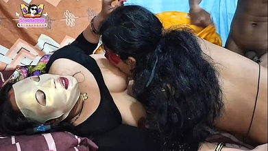 Pooja and Shabita have sex with sextoy
