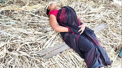 Komal ko bhais ko chara dalne bola tha to vahi par so gaye