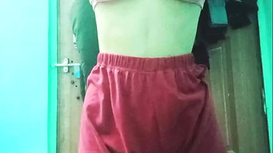 Indian teen show her ass and boob