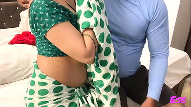 The Husband Was a Jerk and His Friend Inserted His Penis Into His Wife’s Pussy