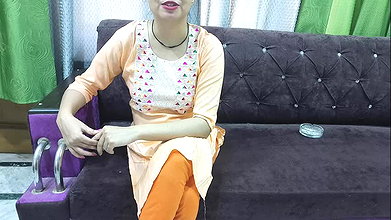 Hindi couple romance, boyfriend convinces girlfriend to have first time sex with love, romantic mood, xxx in Hindi