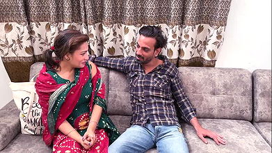 Has Secretly Brought His Girlfriend to Have Sex at His Friend’s House