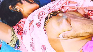 Sumang121bihar Aaj bhabhi ke pichhe Wale me devar ne apna kala land dal Diya desi Indian Village wife ki hard work chudai aunty