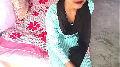 hot indian 20 years old village neighbor virginity girl loose our virginity with stranger first time sex