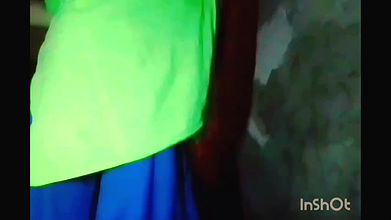 Desi hot girl is secretly quenching her lust, massaging her big boobs and extinguishing the fire of lust in her pussy. Due to la