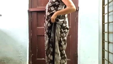 Desi sister-in-law’s ass fucked by neighbor brother-in-law