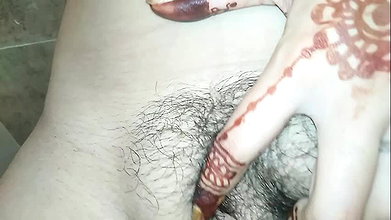 Hot Indian desi girl masturbating