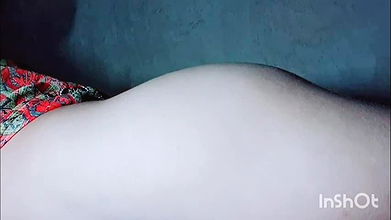 I really feel like getting fucked. For how long will I keep masturbating with my hands. Maybe someone is my fate. No one is comi