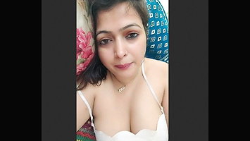 Meena Bhabhi Sexy Live