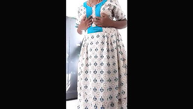 TAMIL DESI AUNTY OIL MASSAGE SEX ROMANCE