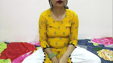 Indian Step Sister Fucked His Step Brother and Help Gift Arrange give first experience seducing in hindi