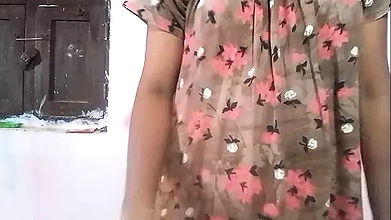 Tamil wife has an orgasm with a carrot in her pussy