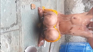 Stepbrother stepsister bathroom cam Indian bathroom seen in open