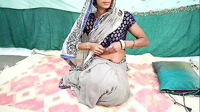 Payal bhabhi ki pyas bhuja di Indian hot sexy bhabhi with devar aadhi raat ko dewar ne Ghar me ghuskar bhabhi ko choda