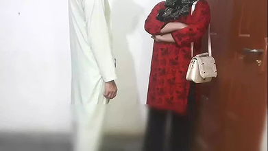 Young College boy ne 3000 mein Desi Randee ko Bulaakar choda