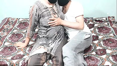 Pakistani house wife Fucked by Neighbor in Desi style hindi audio