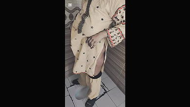 My friend pissing in washroom full hot chut