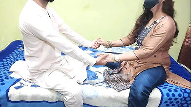 Indian Desi Hot Girl 1st Date 1st Time Chudai Hard Fast Doggystyle Hot Sex Clear Hindi Audio