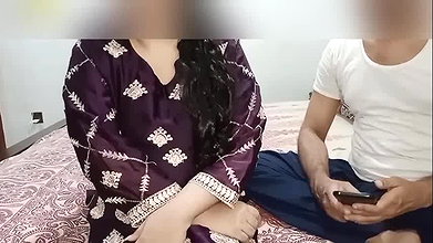 Desi stepsisters ne bola Apne bhayia SE bhayia mer boyfriend SE kush nahi hota ab muja Kon choda ga video by RedQueenRQ