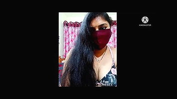 Desi Kannada aunty shows boobs and oil massages her boobs