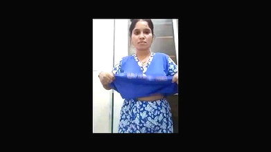 a bhabhi changing