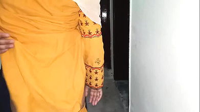 Bhabi and dever Romantic Sex in tv lunch